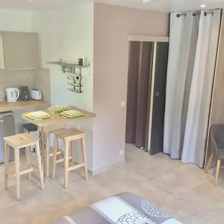 Holiday home Pied Village - Dans Recente - Parking Gratuit